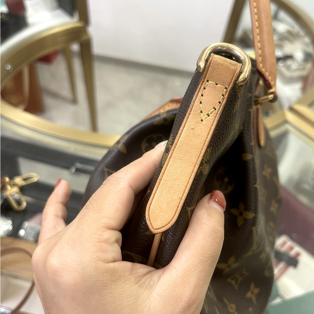 Louis Vuitton Monogram Turenne PM Brown Shoulder Bag - Picture 9 of 9